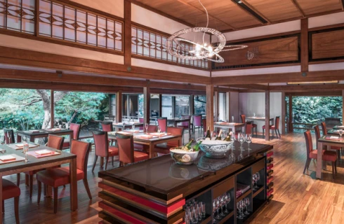 Restaurant　レストラン