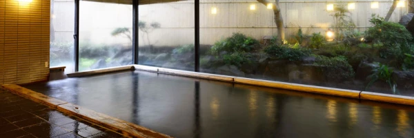 温泉で癒される