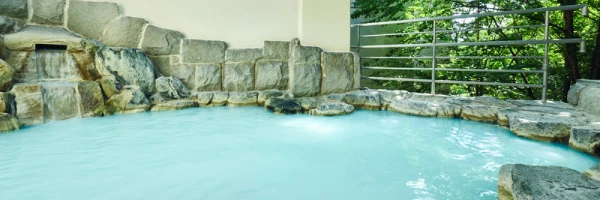 温泉で癒される