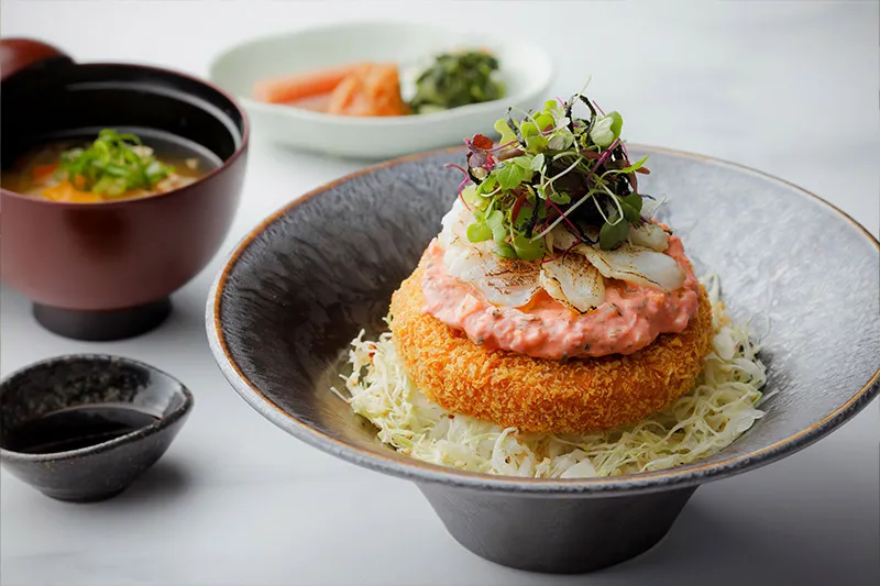 和歌山県産 クエカツ　タルタルソース丼