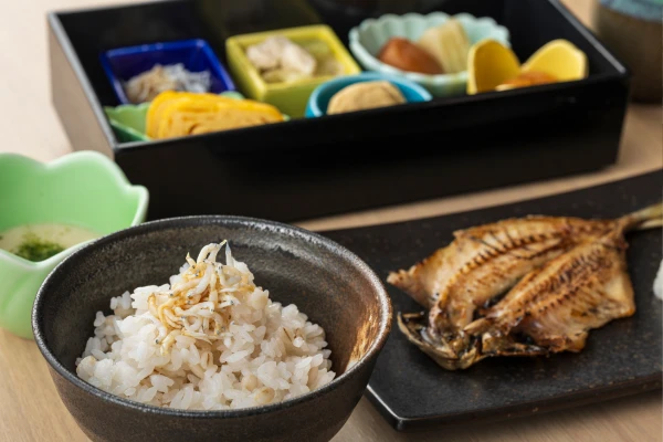 料理に舌鼓