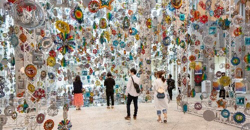 3年に一度行われる現代アートの国際展「AFTERGLOW―光の破片をつかまえる」