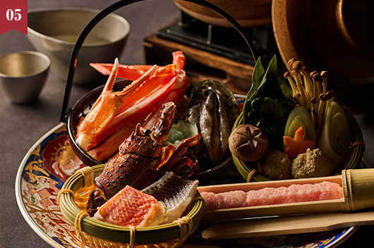 ラフォーレ伊東温泉 湯の庭　【今年も登場】伊豆の豪華海鮮と天城軍鶏の饗宴「海鮮極将軍鍋プラン」(2食付)